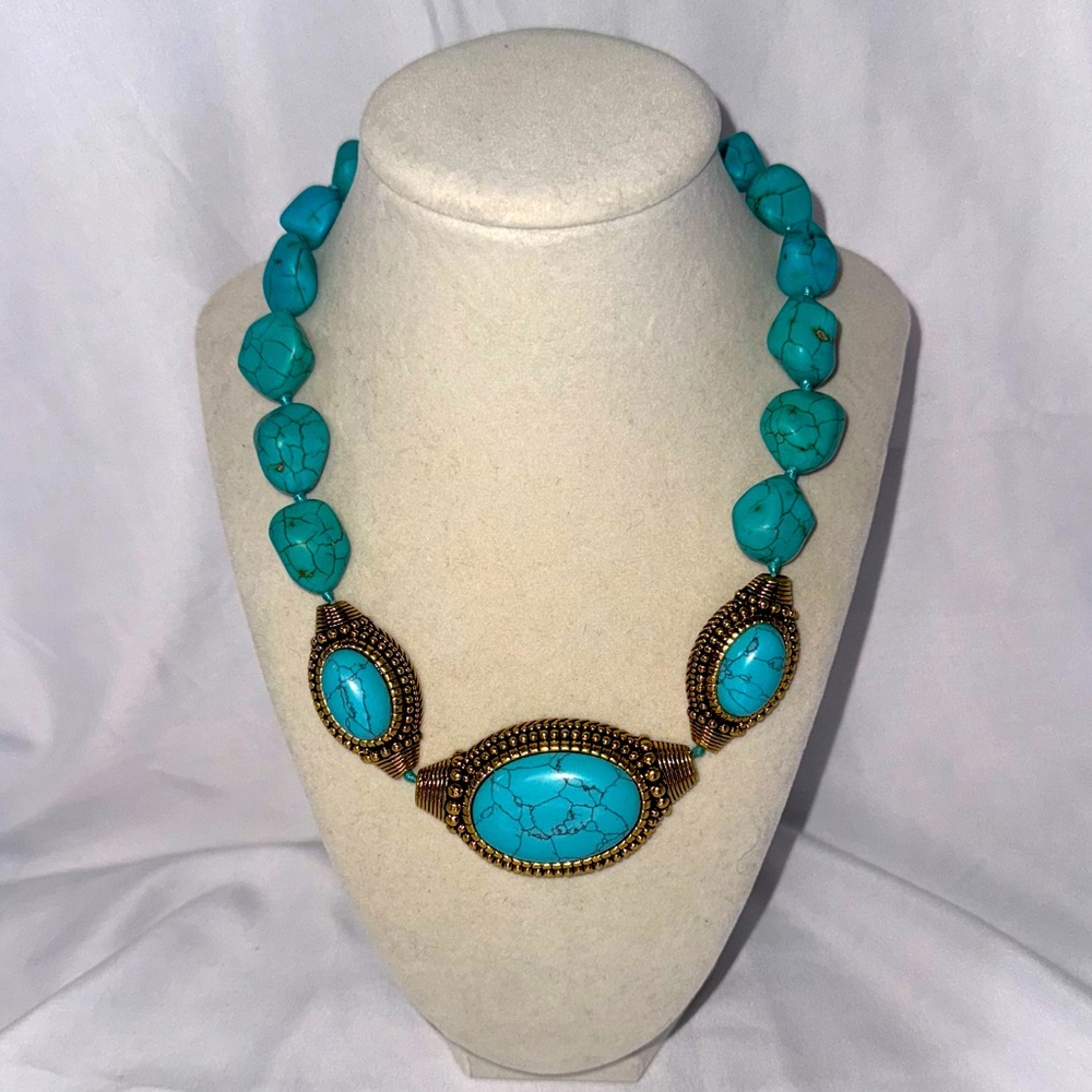 Metropolitan Museum of Art Tibetan Amulet Necklace
